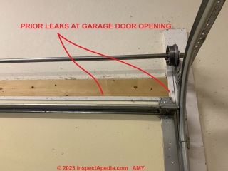Brown tan stains on vinyl siding (C) InspectApedia.com Amy