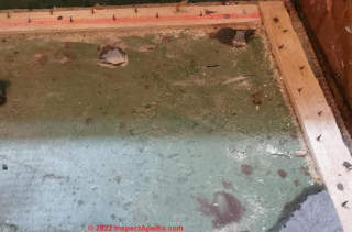 Linoleum sheet flooring (C) InspectApedia.com Giovanni