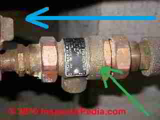 Backflow preventer (C) Daniel Friedman